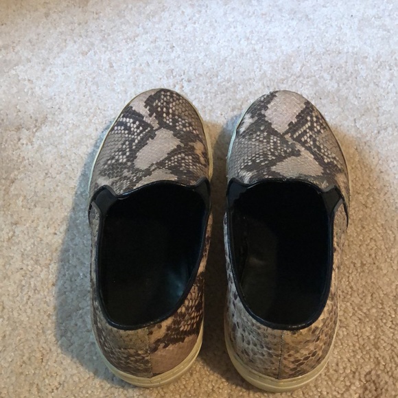 Zara slip-on shoes - Picture 2 of 4